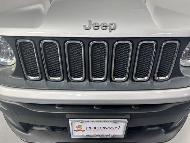 Used 2017 Jeep Renegade Latitude w/ Cold Weather Group AWD/4WD image 27