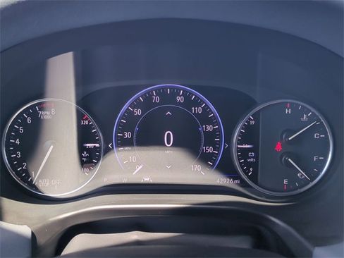Used 2024 Buick Enclave Premium image 11