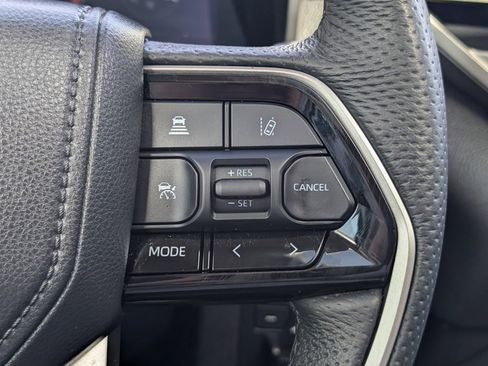 Used 2024 Toyota Tundra Limited image 21