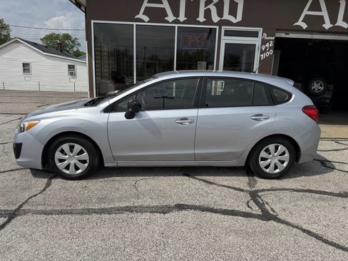 Used 2013 Subaru Impreza 2.0i AWD/4WD image 5