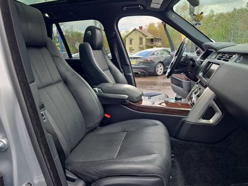Used 2013 Land Rover Range Rover HSE image 29