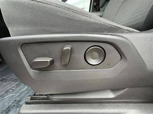 Certified 2022 Chevrolet Silverado 1500 RST image 15