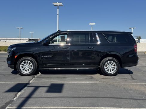 Certified 2024 Chevrolet Suburban LS image 4