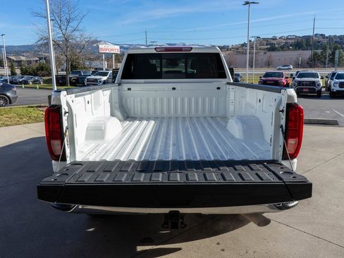 Used 2024 GMC Sierra 2500 SLE w/ Preferred Package image 31