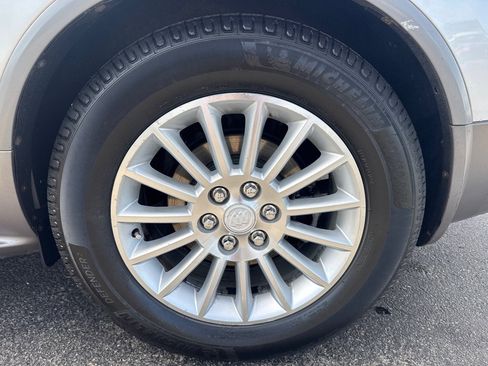 Used 2012 Buick Enclave Leather AWD/4WD image 9