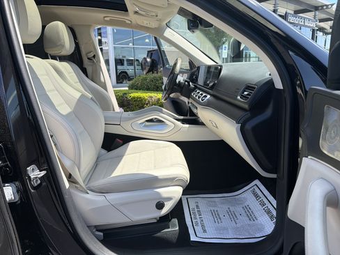 Certified 2023 Mercedes-Benz GLS 450 4MATIC image 36