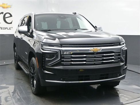 New 2025 Chevrolet Tahoe Premier w/ Sun And Tow Package image 30