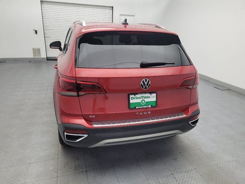 Used 2023 Volkswagen Taos SE FWD image 6
