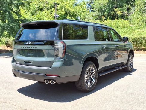 New 2026 Chevrolet Suburban Z71 w/ Z71 Off-Road Package AWD/4WD image 35