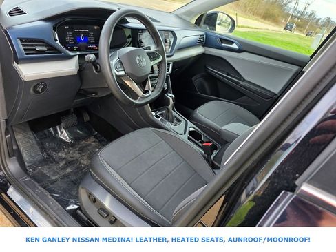 Used 2024 Volkswagen Taos SE image 26