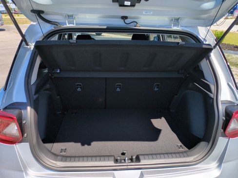 New 2026 Hyundai Venue SE FWD image 25