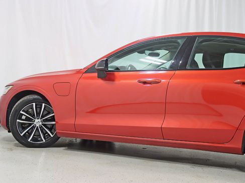 Used 2023 Volvo S60 T8 Plus AWD/4WD image 11