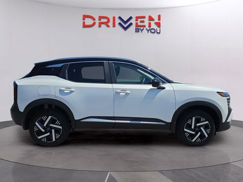 New 2026 Nissan Kicks SV FWD image 6