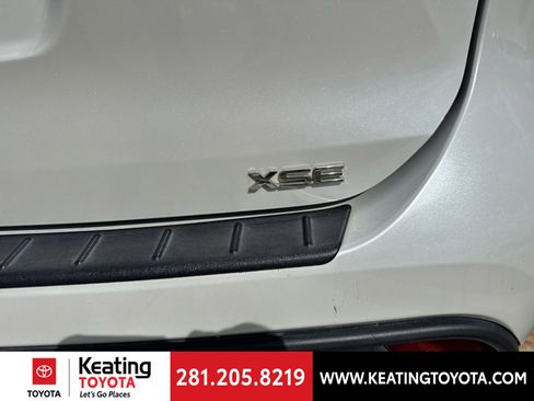 Used 2023 Toyota Highlander XSE image 10