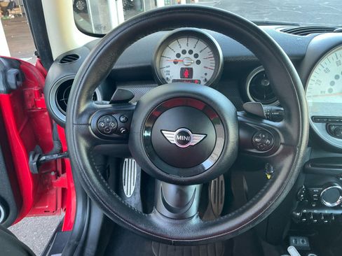 Used 2013 MINI Cooper S image 9