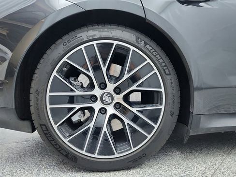 Used 2020 Porsche Taycan Turbo image 41