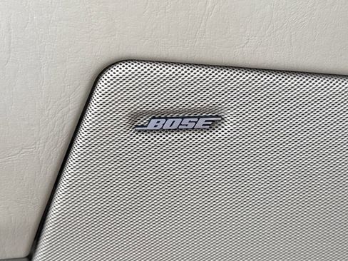 Used 2009 Cadillac XLR RWD image 30