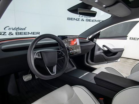 Used 2024 Tesla Model 3 Performance AWD/4WD image 17