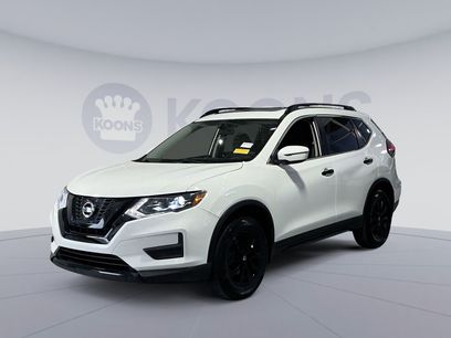 Used 2017 Nissan Rogue SV