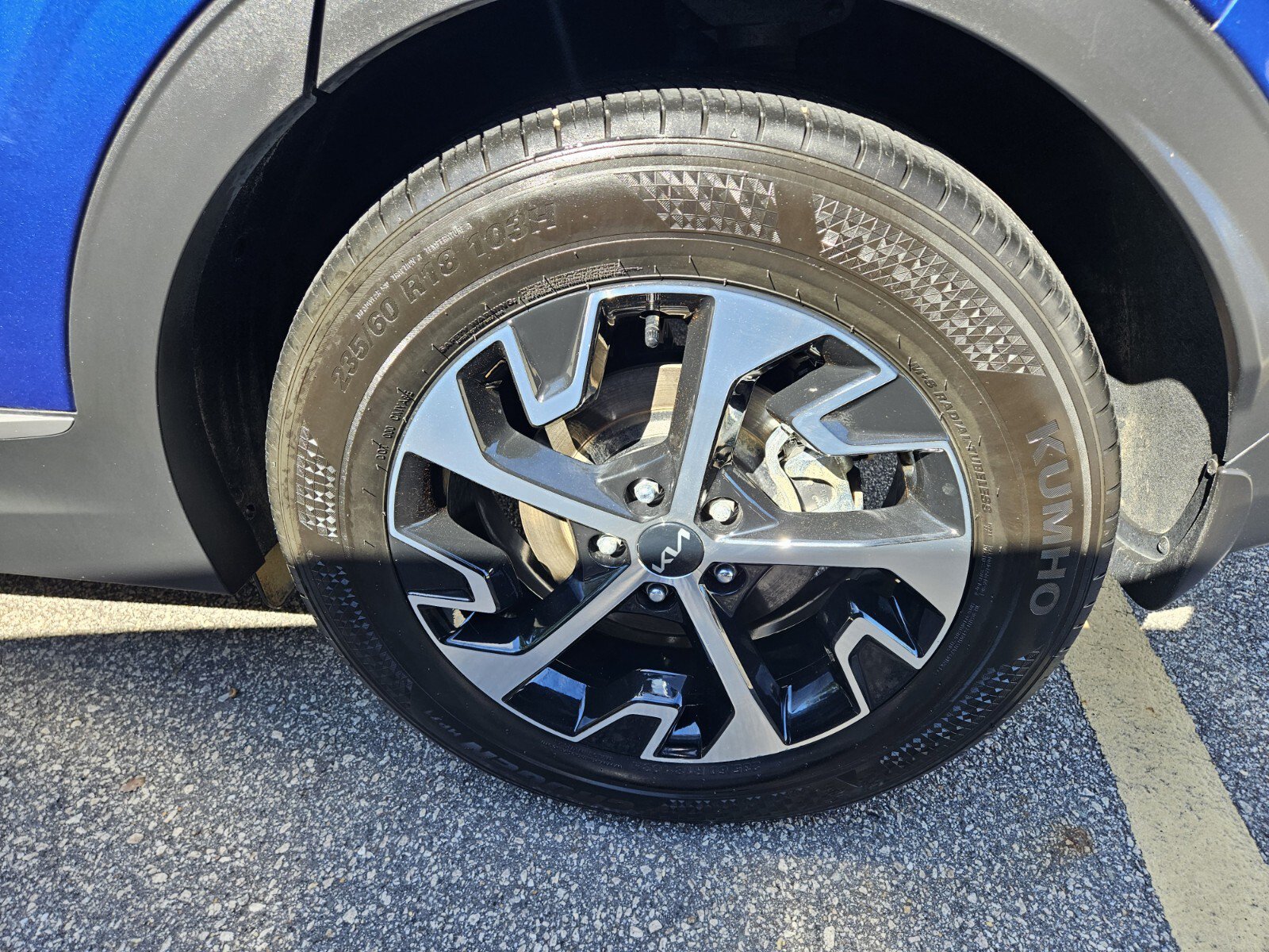 Used 2025 Kia Sportage EX w/ Premium Package FWD image 8