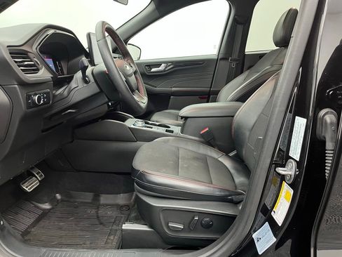 Certified 2023 Ford Escape ST-Line w/ Tech Pack #1 image 18