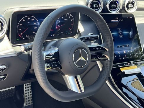 New 2026 Mercedes-Benz GLC 300 4MATIC image 21
