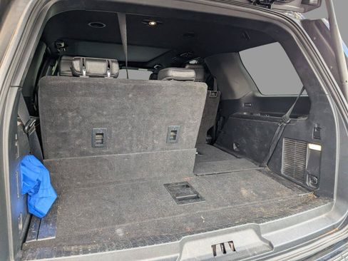 Used 2020 Ford Expedition Limited w/ Equipment Group 301A AWD/4WD image 38