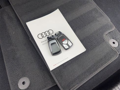 Used 2023 Audi Q5 2.0T Premium w/ Convenience Package image 83