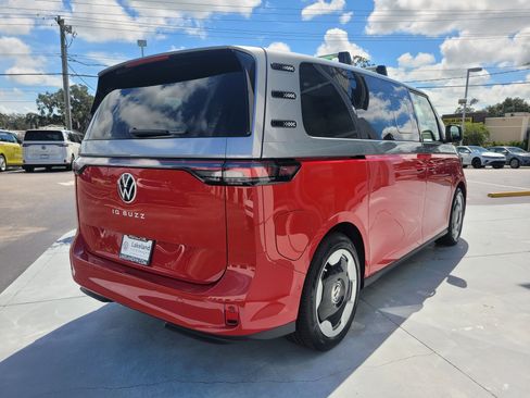 New 2025 Volkswagen ID. Buzz Pro S Plus image 6