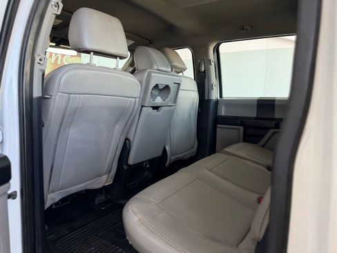 Used 2020 Ford F350 XL w/ Power Equipment Group image 32