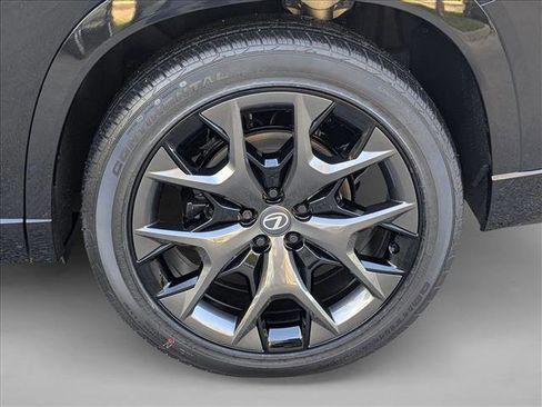 New 2026 Lexus TX 500h AWD image 9