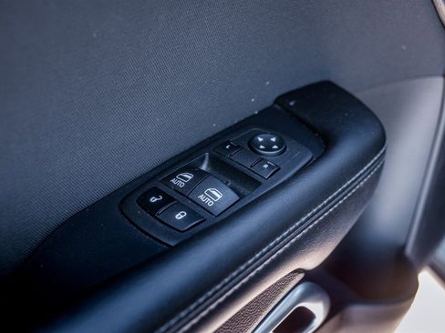 Used 2023 Dodge Challenger SXT image 14