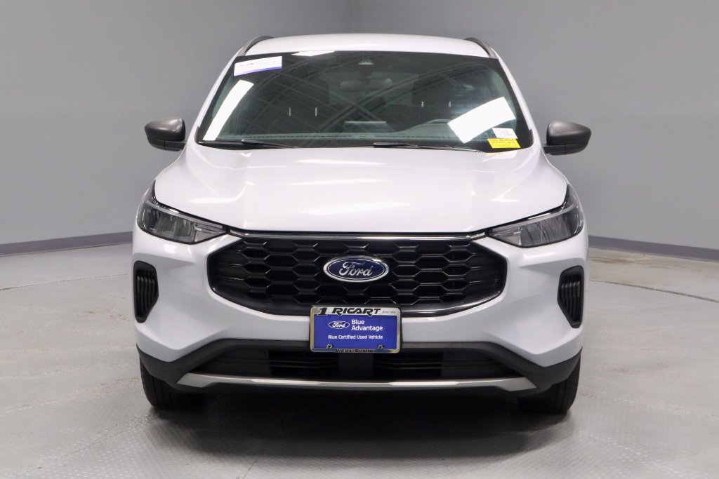 Certified 2025 Ford Escape ST-Line AWD/4WD image 5