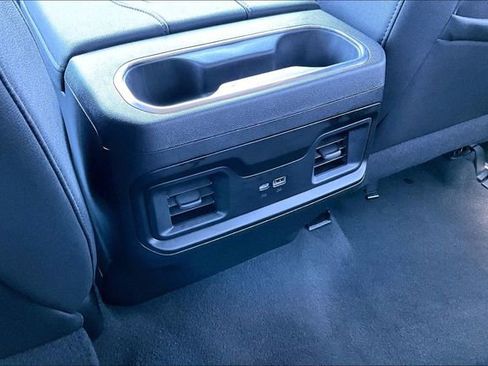 Used 2022 Chevrolet Silverado 1500 RST w/ Convenience Package II AWD/4WD image 10