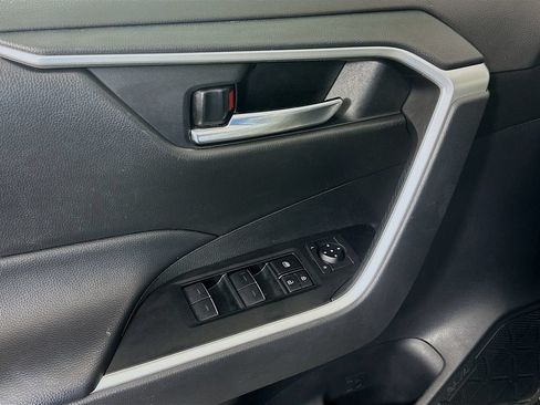Certified 2024 Toyota RAV4 XLE FWD image 17