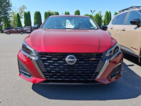 New 2025 Nissan Altima 2.5 SR w/ SR Premium Package image 2