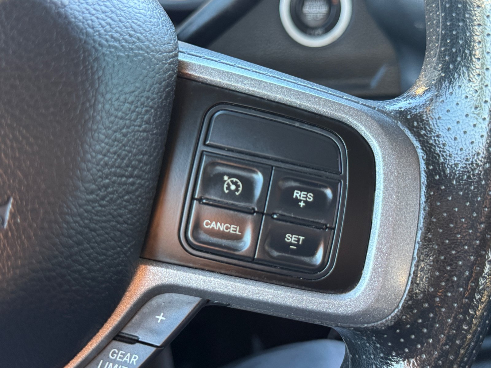 Used 2020 RAM 3500 Tradesman w/ Chrome Appearance Group AWD/4WD image 21