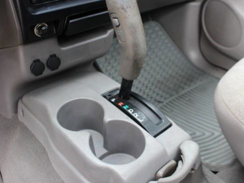 Used 2003 Toyota Tacoma PreRunner image 10