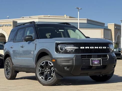 New 2026 Ford Bronco Sport Outer Banks w/ Outer Banks Tech Package+ AWD/4WD image 2