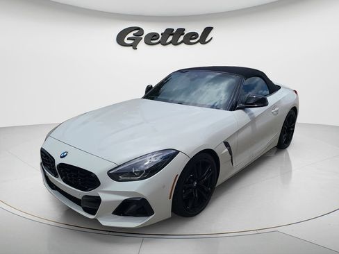 Used 2023 BMW Z4 M40i w/ Premium Package RWD image 1