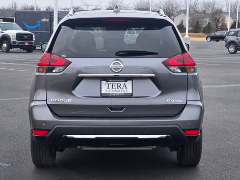 Used 2019 Nissan Rogue SV image 13