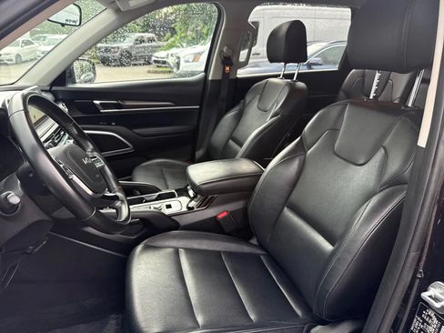 Used 2022 Kia Telluride LX AWD/4WD image 12
