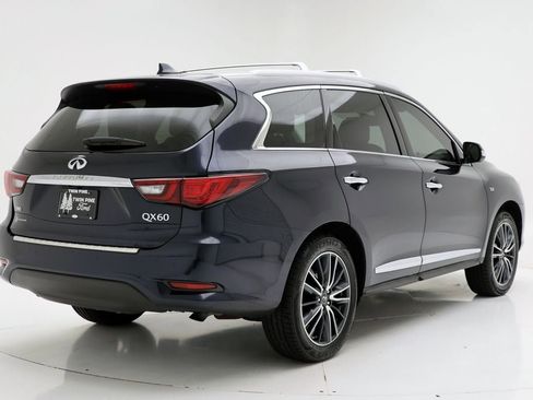 Used 2019 INFINITI QX60 Luxe w/ Sensory Package image 9