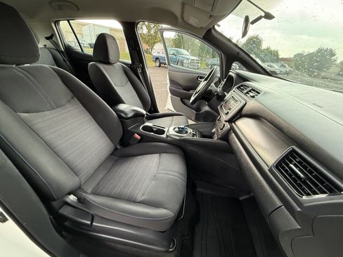 Used 2018 Nissan Leaf S w/ S Charge Package image 9
