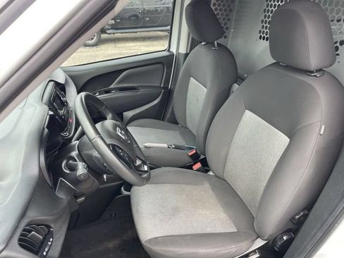 Used 2021 RAM ProMaster City Tradesman SLT FWD image 4