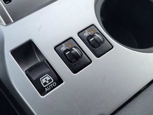 Certified 2019 Toyota 4Runner SR5 Premium image 30