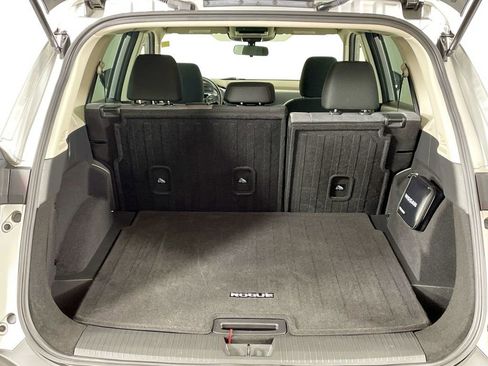 Used 2023 Nissan Rogue SV image 27