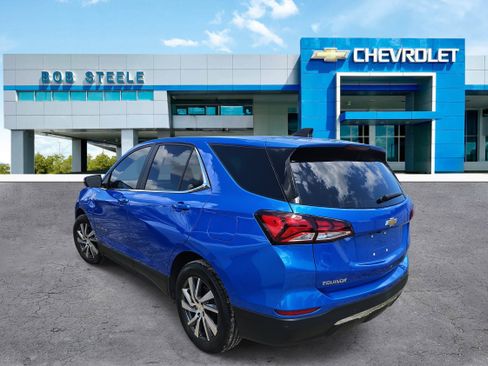 Used 2024 Chevrolet Equinox LT FWD image 3