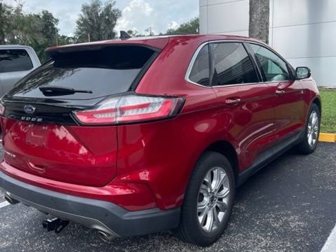 Used 2021 Ford Edge Titanium FWD image 7
