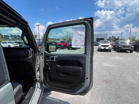 Certified 2023 Jeep Wrangler Sport AWD/4WD image 39